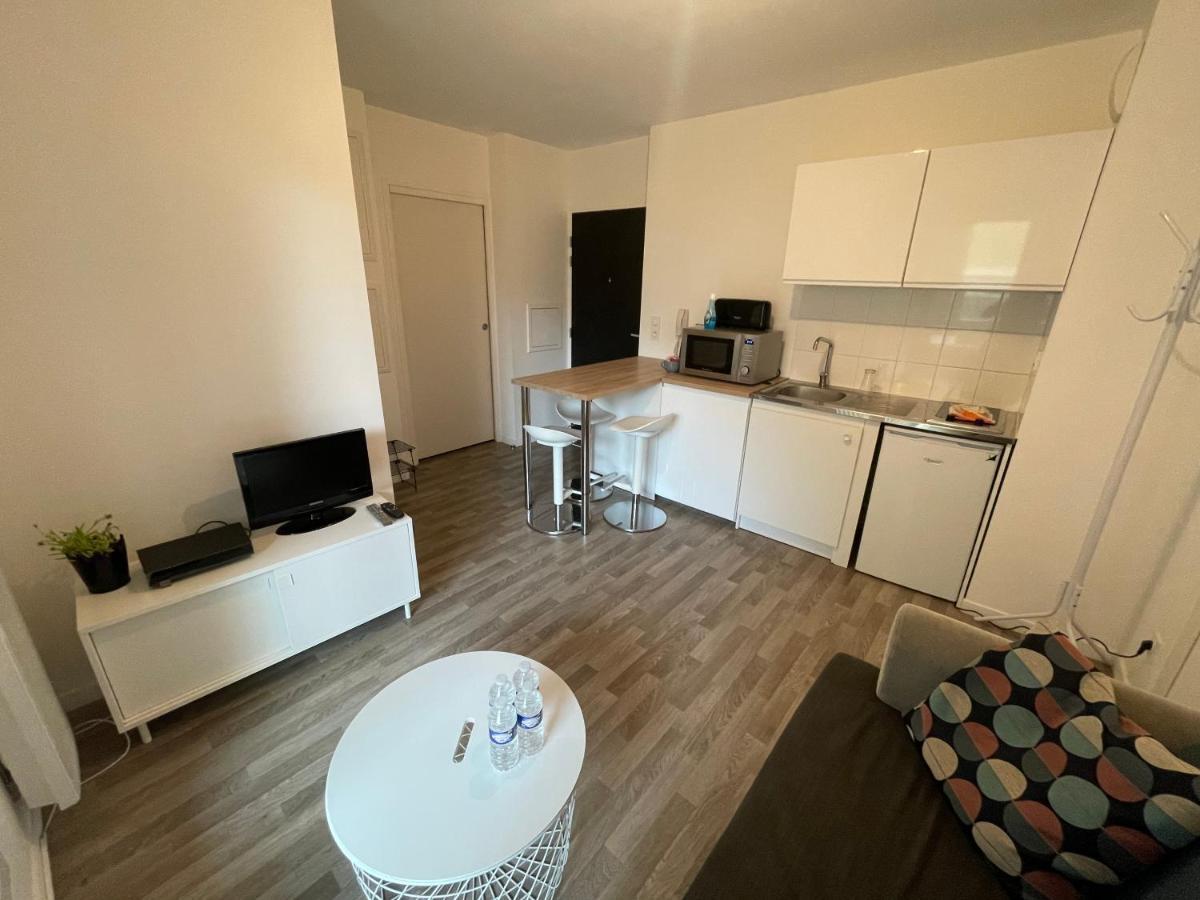 Gredi, Appt Avec Parking Et Terrasse A Caen Apartment Exterior foto